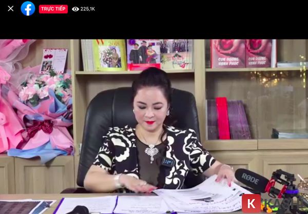 2 ngày trước CafeBiz Bà Phương Hằng đạt kỷ lục livestream đạt 227.000 người xem
