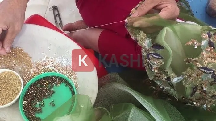 Đính hạt cườm gia công tại nhà 