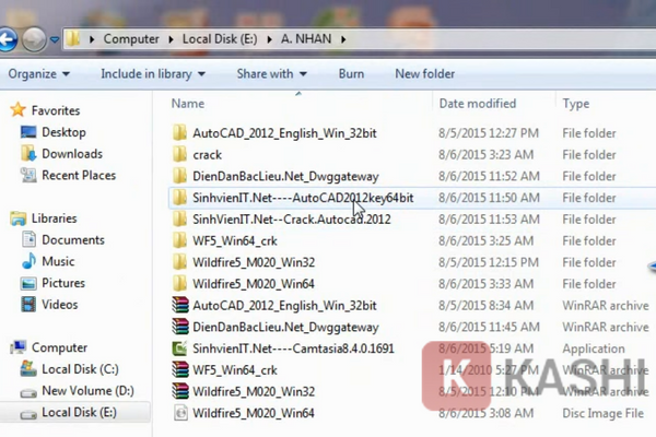 Giải nén file đã tải xuống bằng phần mềm WinRAR, sau đó nhấn chọn "AutoCAD2012key64 bit"